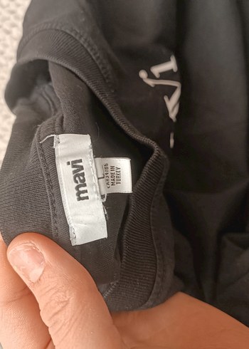 Drapeli Siyah Deri Hamile Tişörtü - Görsel 5