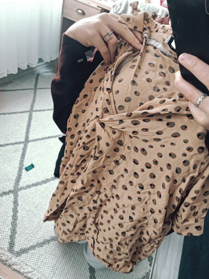 Bej Renkli Desenli Hamile Bluzu - Görsel 2