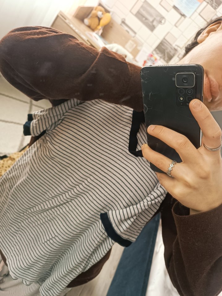 Mavi v yaka tshirt - Görsel 5