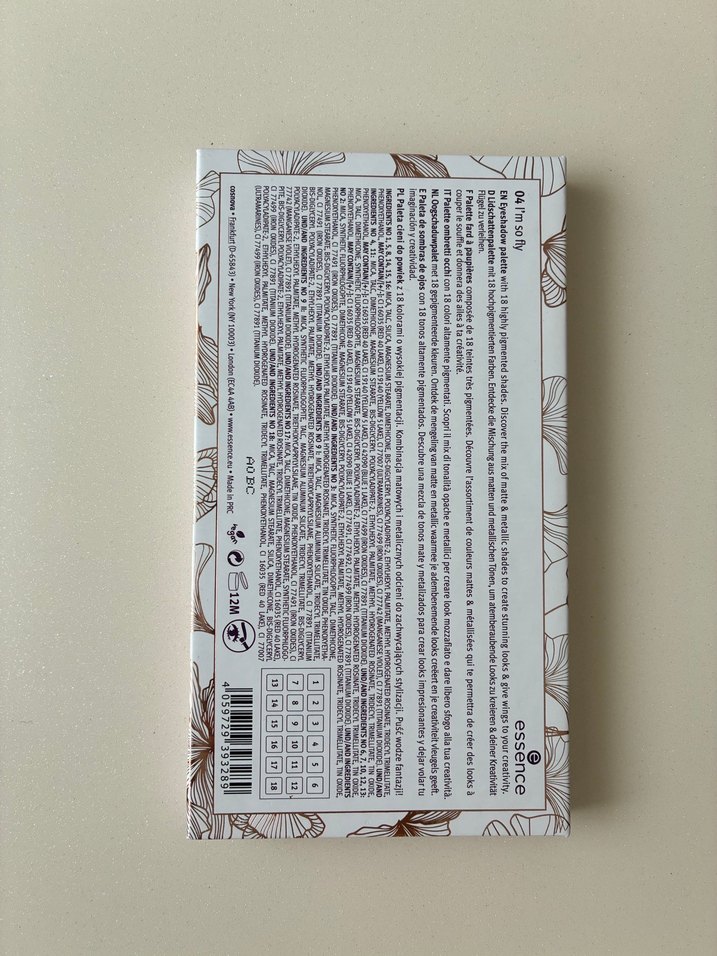 ESSENCE Çok Renkli Göz Farı Paleti - Görsel 5