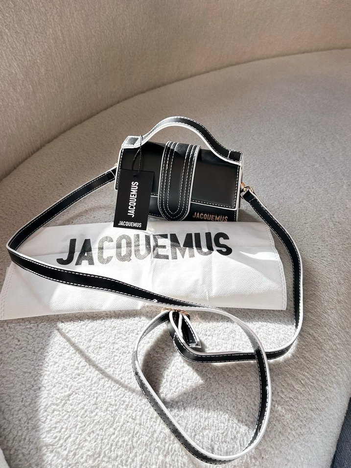 Jacquemus Siyah Deri Tokalı Kadın Çanta - Görsel 5