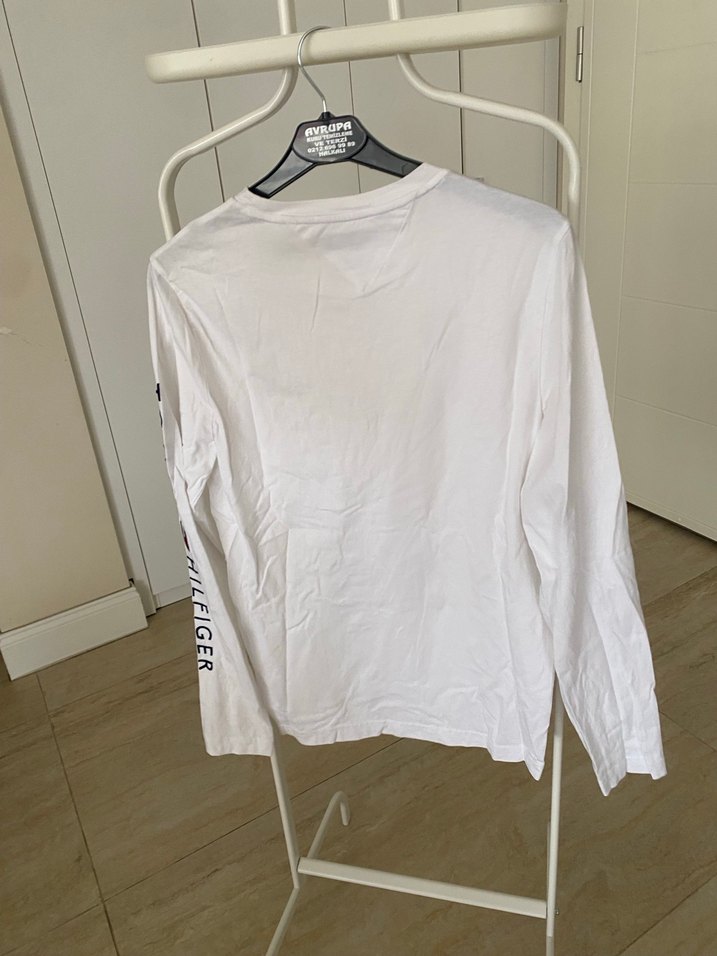 Tommy Hilfiger tişört... Slim fit M beden - Görsel 3