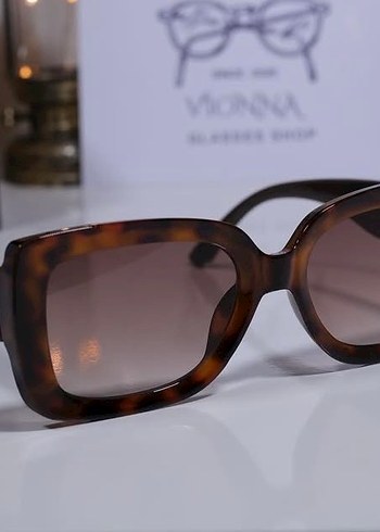 Koyu Kahverengi Kadın Gözlüğü - Görsel 3