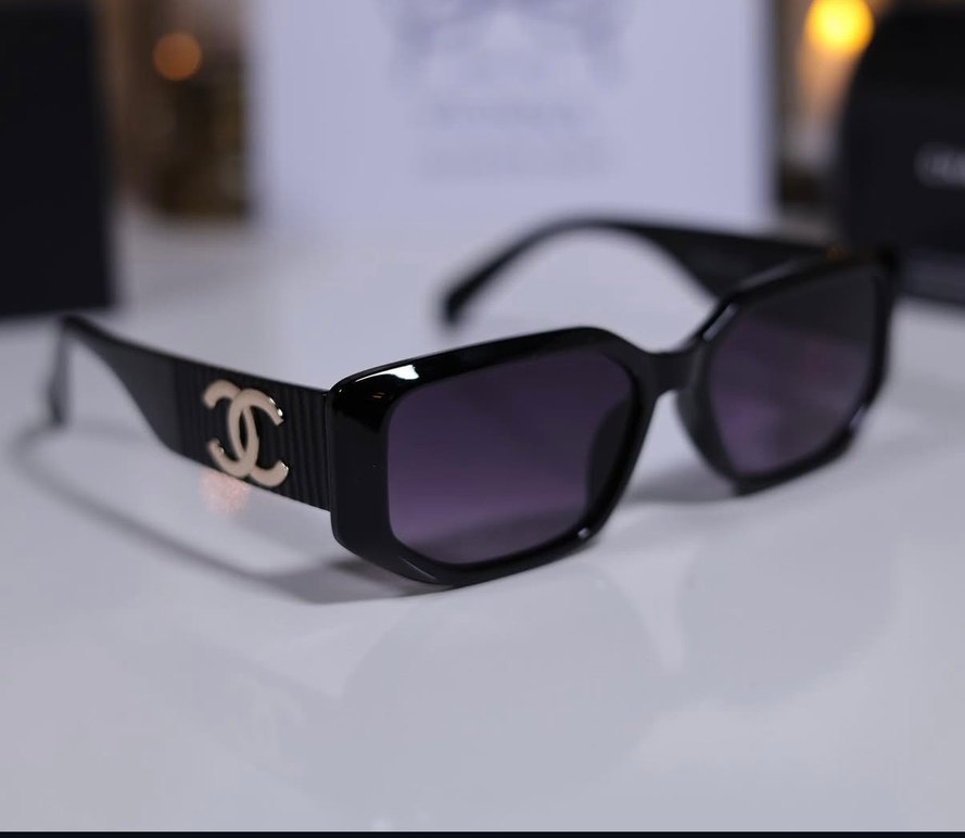 Siyah Kadın Sokak Stili Gözlüğü - Görsel 4