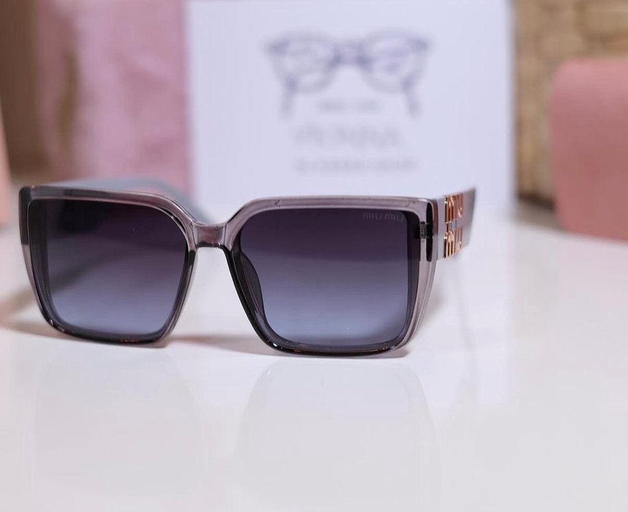 Miu Miu Gri Sokak Stili Kadın Gözlüğü - Görsel 3