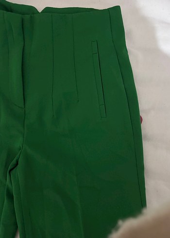 Yeşil Düğmeli Kadın Kumaş Pantolon - Görsel 2