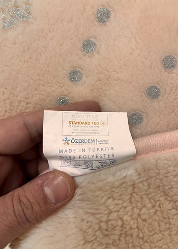 Nakışlı Beyaz Yatak Örtüsü - Görsel 3