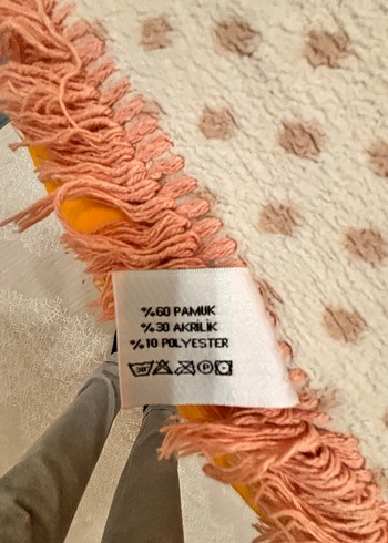 Beyaz ve pastel kareli yatak örtüsü - Görsel 3