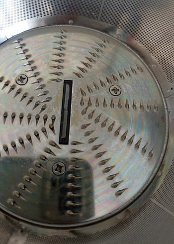 mavi Renkli Katı Meyve Sıkacağı - Görsel 2