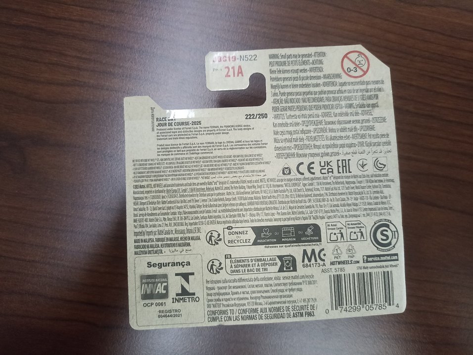 Hot Wheels Sarı Ferrari Oyuncak Araba - Görsel 4