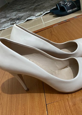 Ekru Stiletto Topuklu Kadın Ayakkabı - Görsel 5