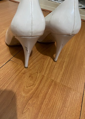 Ekru Stiletto Topuklu Kadın Ayakkabı - Görsel 3