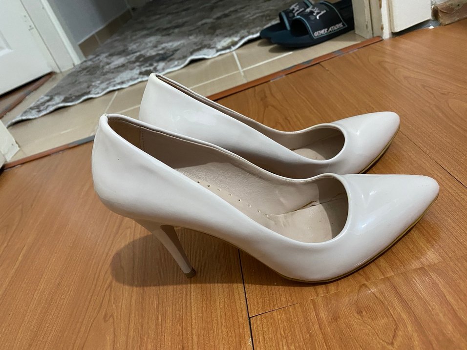 Ekru Stiletto Topuklu Kadın Ayakkabı - Görsel 5