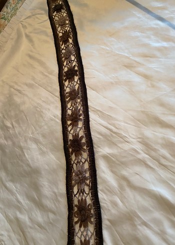 Dantel Detaylı Kahverengi Kadın Fular - Görsel 2