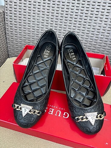 ORİJİNAL GUESS MARKALI BABET