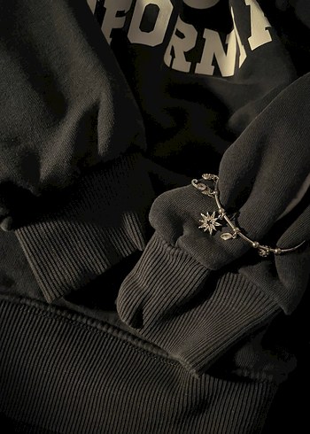 Kısa fermuarlı y2k sweat - Görsel 2