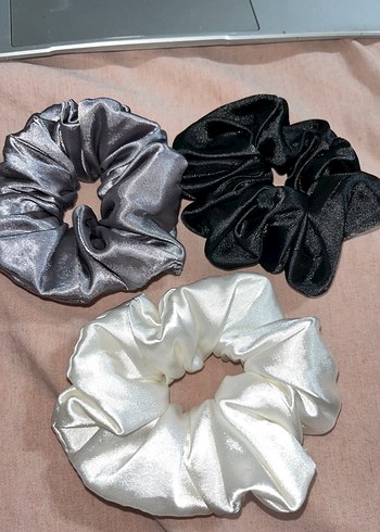 Accessorize  Sik Saten Sac Lastikleri Seti