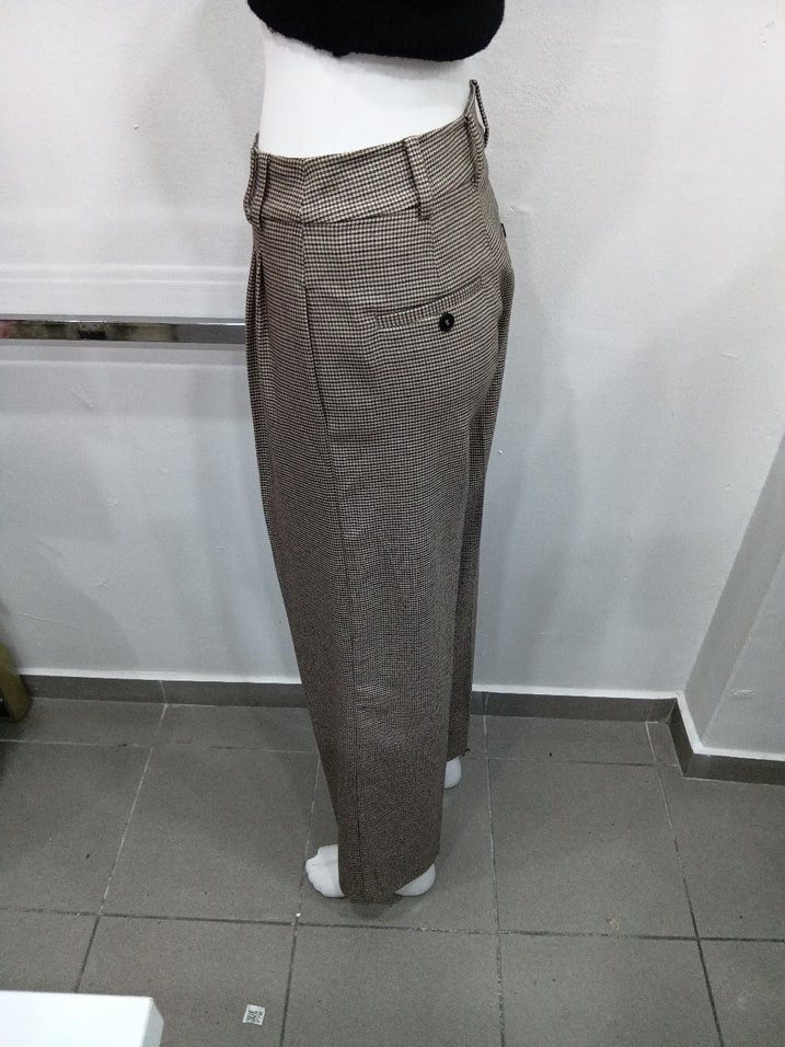 Kadın Kahverengi Regular Fit Kumaş Pantolon - Görsel 4