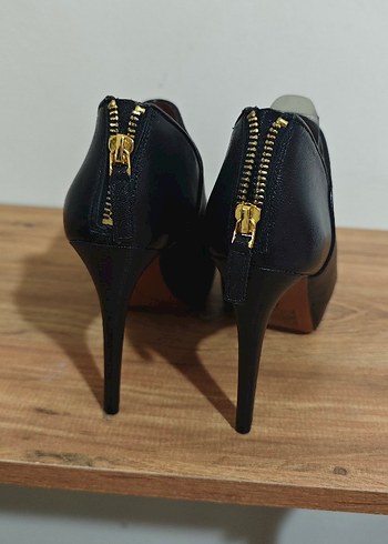 NİNE WEST Siyah Deri Stiletto Topuklu Kadın Bot - Görsel 3