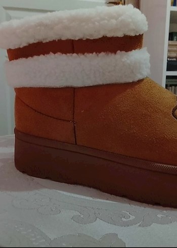 Kız Çocuk Kahverengi Peluş Ev Terliği - Görsel 2