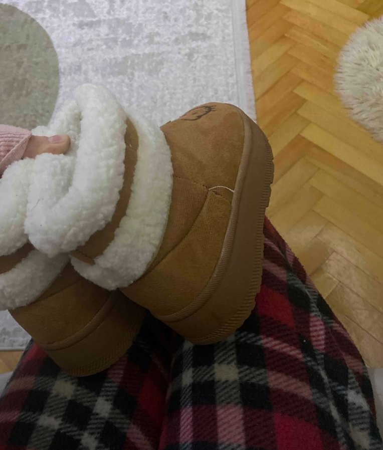 Kız Çocuk Kahverengi Peluş Ev Terliği - Görsel 3