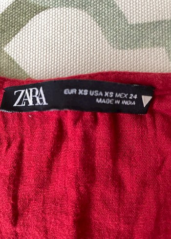 Zara Kırmızı Bohem Nakışlı V Yaka Crop Bluz - Görsel 2