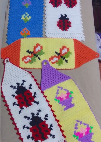 RENKLİ EL ÖRGÜSÜ BANYO LİFLERİ - Görsel 2