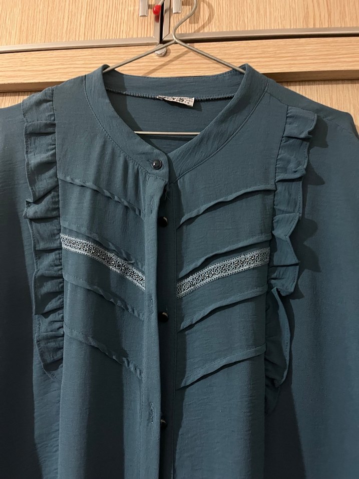 Uzun Kollu Mavi Nakışlı Salaş Tunik - Görsel 4