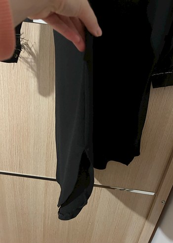 Kürk Detaylı Siyah Uzun Kollu Tunik - Görsel 3