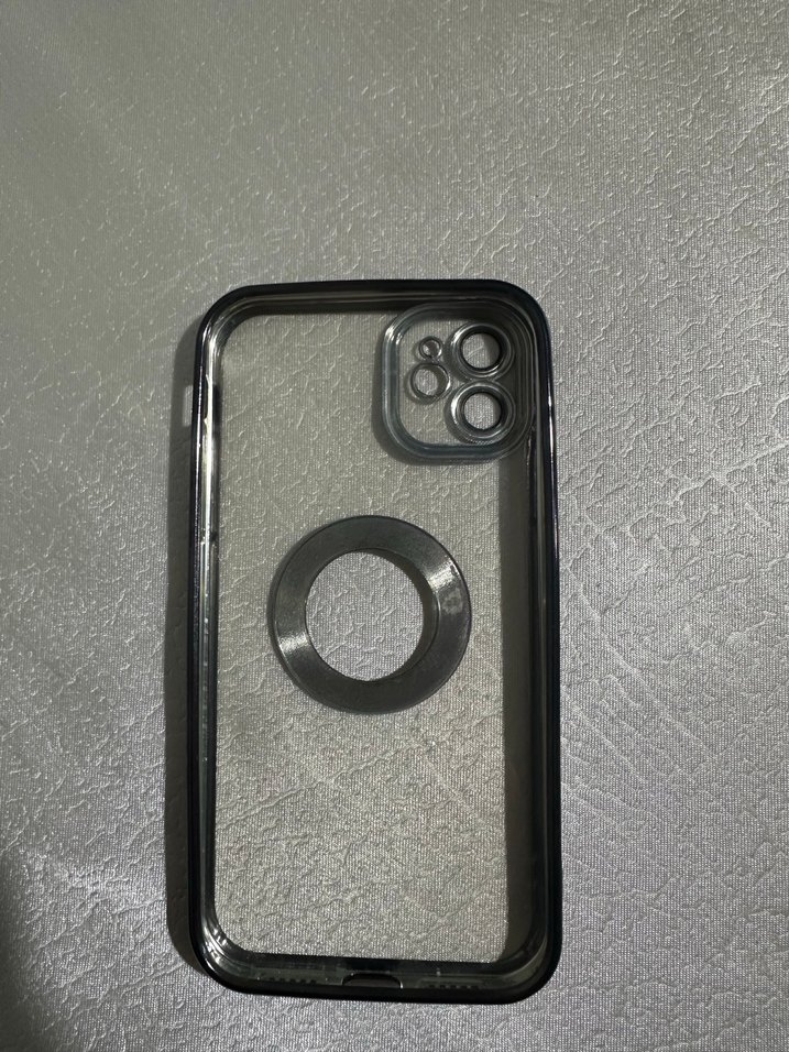 İphone 11 Düğmeli Siyah Gri Gotik Telefon Kılıfı - Görsel 2