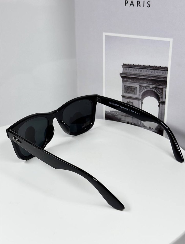 Siyah Parlak Ray-Ban Kadın Güneş Gözlüğü - Görsel 4