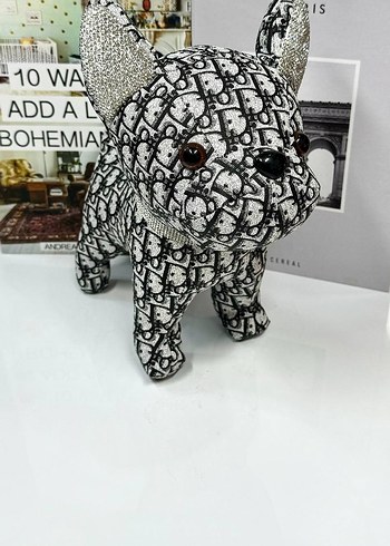 DİOR bulldog - Görsel 2