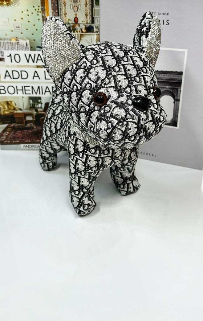 DİOR bulldog - Görsel 2