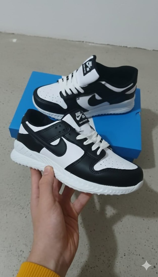 Nike çocuk Beyaz Siyah Blok Topuklu Spor Ayakkabı - Görsel 2