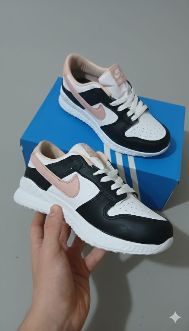 Nike çocuk Beyaz Siyah Bağcıklı  Spor Ayakkabı - Görsel 3