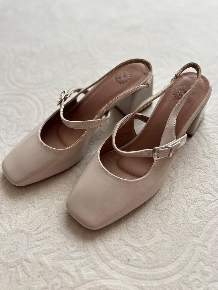 Bej Tokalı Kadın Topuklu Klasik Ayakkabı - Görsel 4