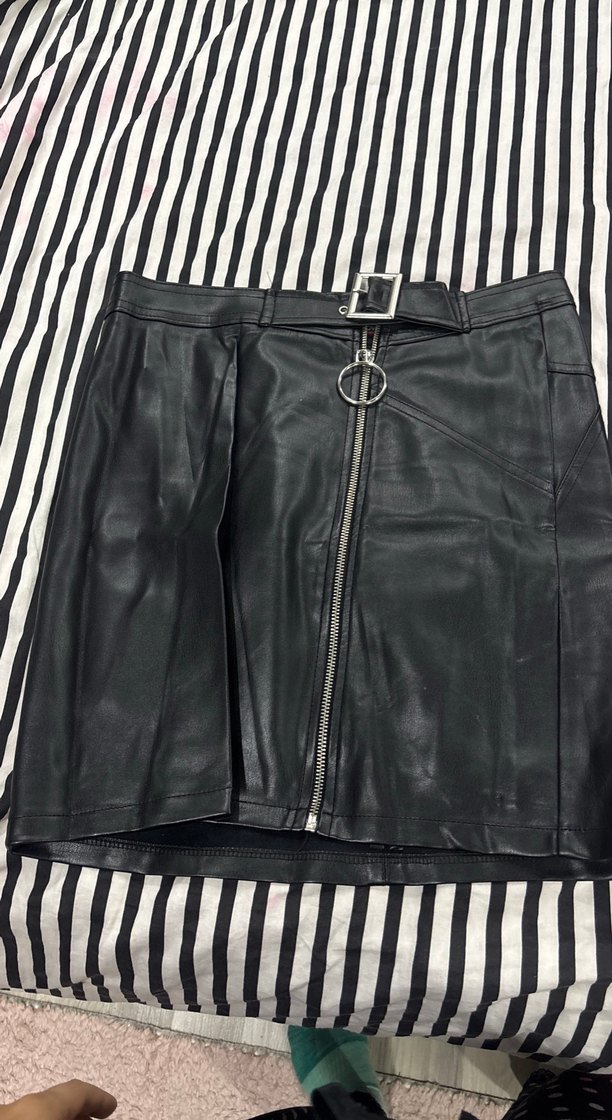 Kemerli Siyah Deri Mini Etek - Görsel 2