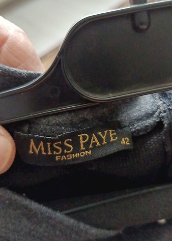 Gri Uzun Kollu İşlemeli Kadın Elbise - Görsel 3