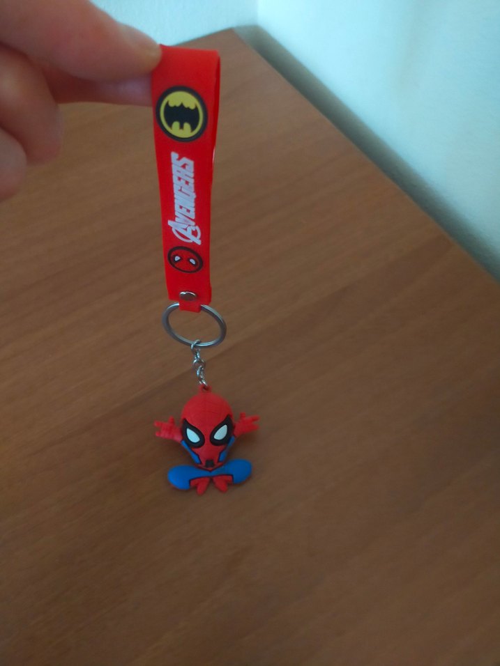 Renkli Spiderman Karakterli Anahtarlık - Görsel 2