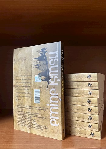 Bir Aile - Emine Işınsu - Görsel 2