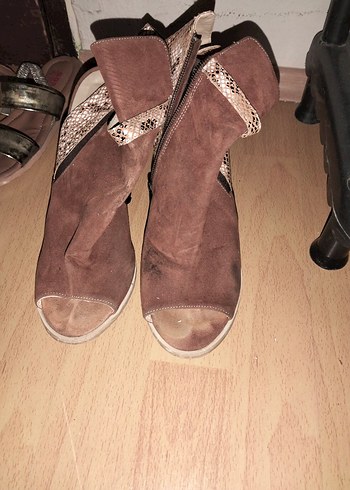 Kız Çocuk Renkli Nakışlı Örgü Kazak - Görsel 7