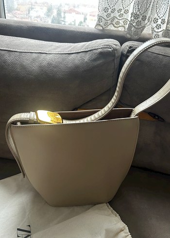 Zara Bej Deri Minimalist bucket Kadın Çanta - Görsel 3