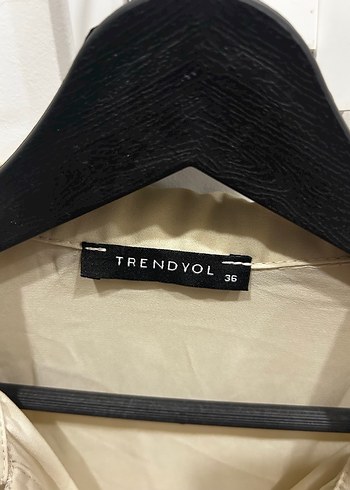 Bej Düğmeli Uzun Kollu  Gömlek - Görsel 4