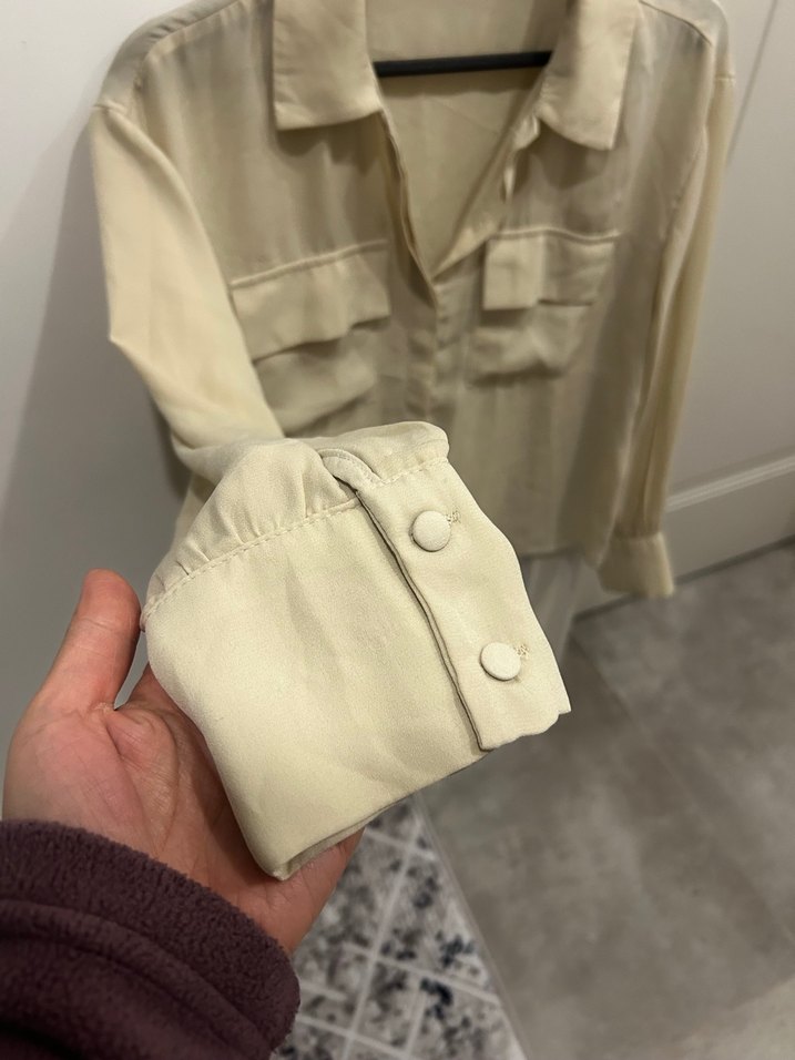 Bej Düğmeli Uzun Kollu  Gömlek - Görsel 3