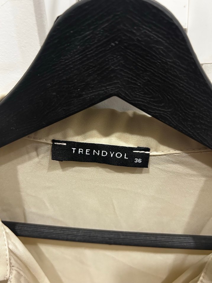 Bej Düğmeli Uzun Kollu  Gömlek - Görsel 4