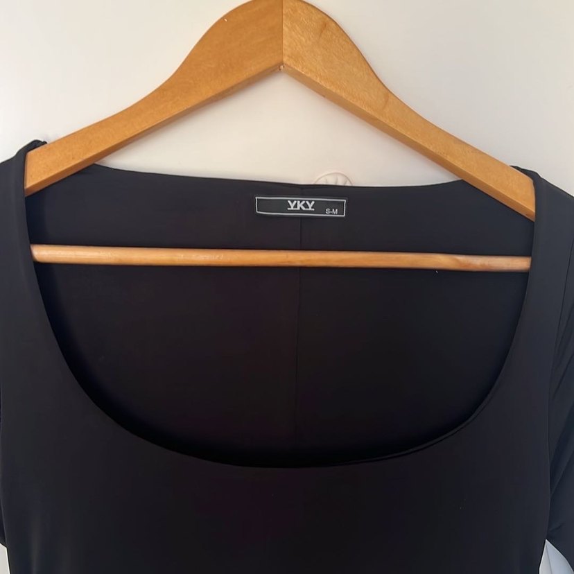 Uzun Kollu Büzgülü Siyah Abiye Elbise - Görsel 3