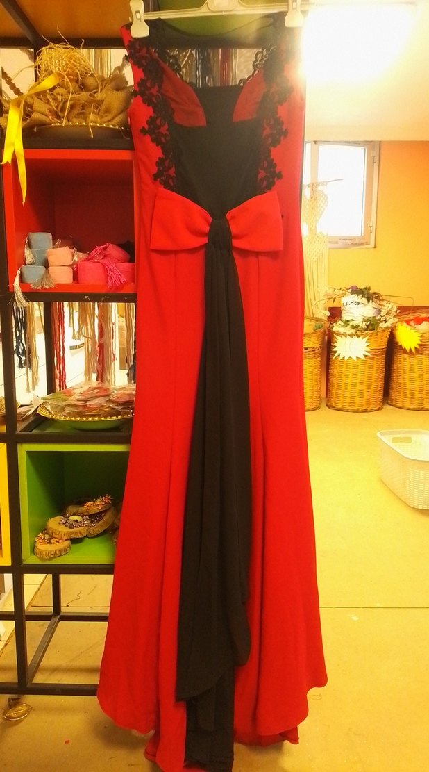 Klasik Elegan Kırmızı Uzun V Yaka Kadın Elbise - Görsel 2