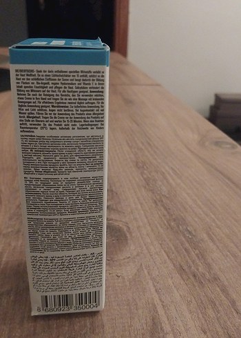 Newwell Besleyici SPF15 Korumalı Cilt Beyazlatıcı Krem - Görsel 2