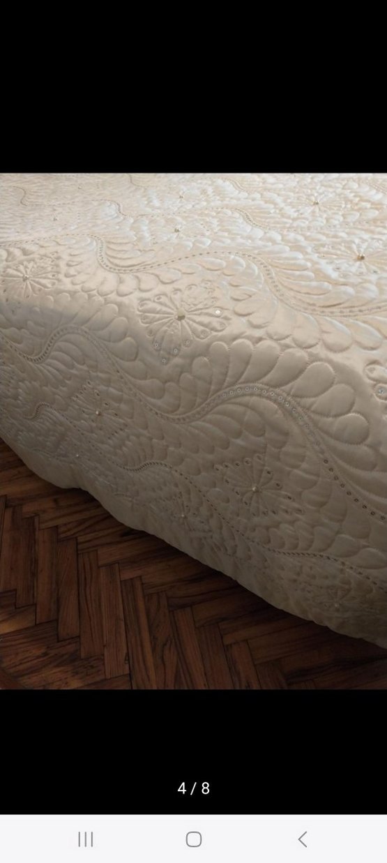 Beyaz Parlak Düz Desen Yatak Örtüsü - Görsel 4