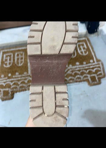 Krem Kadın Bot - Görsel 3